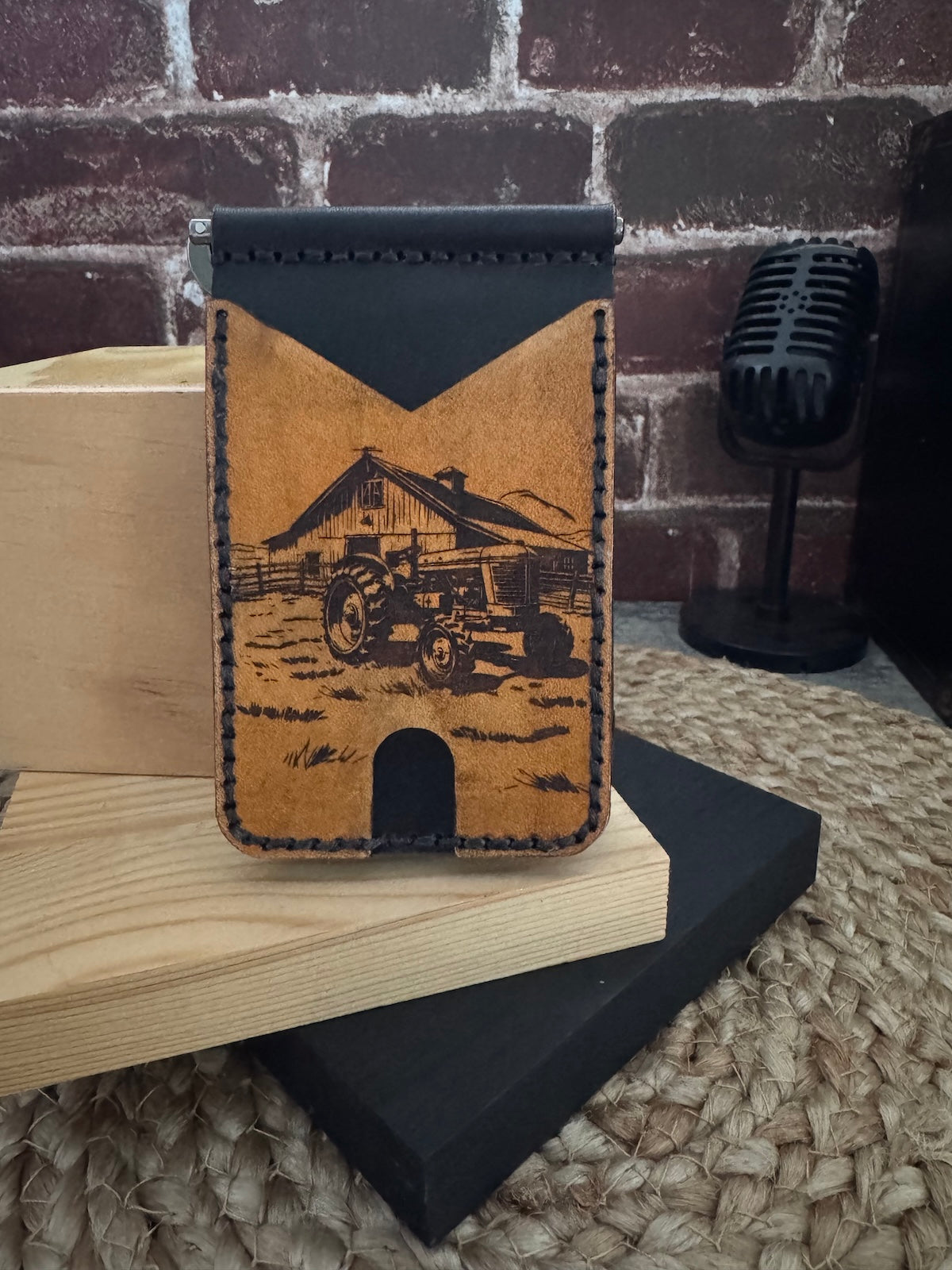 Farm Leather Wallet with Money Clip