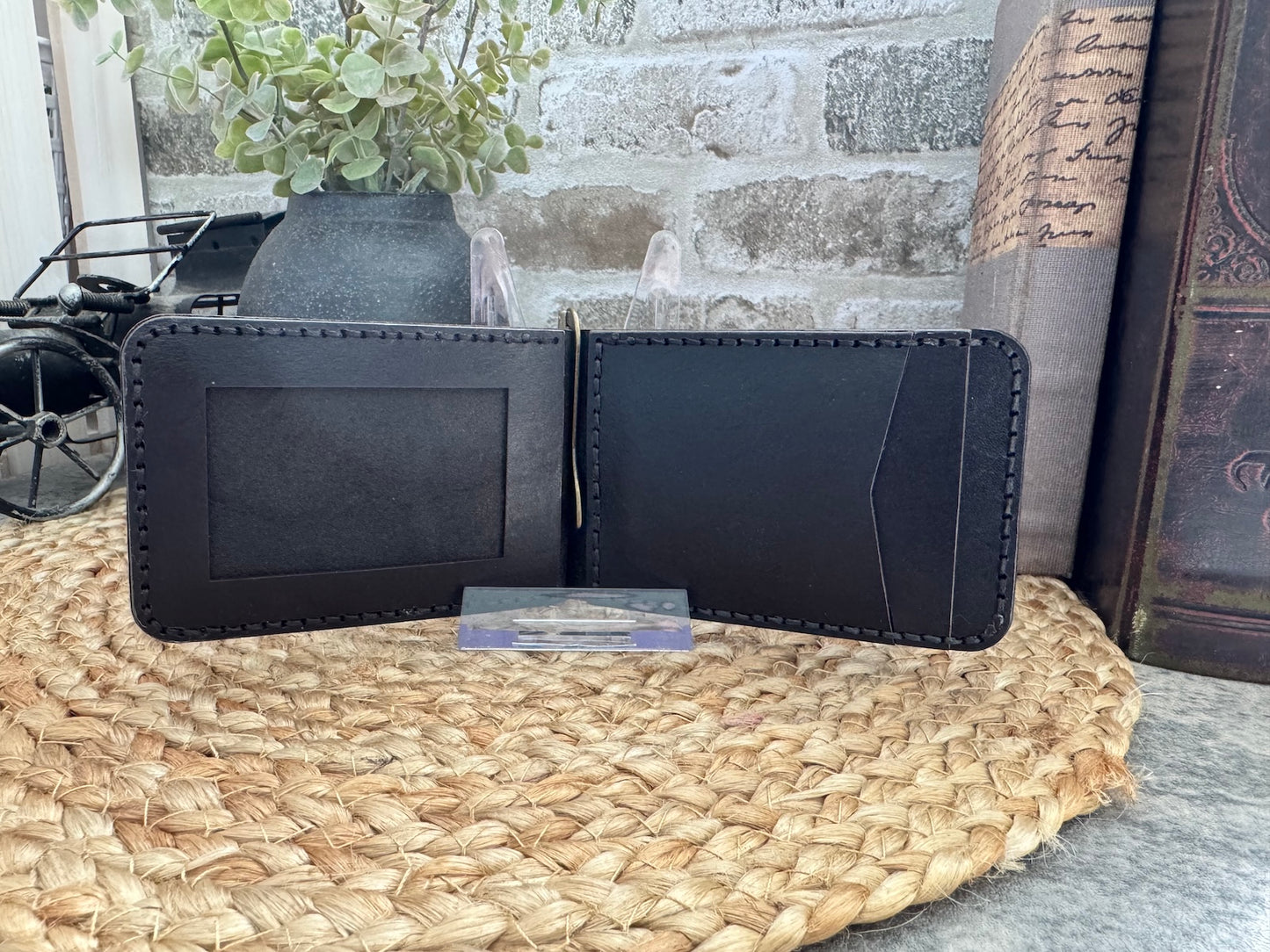 Circuit Leather Wallet with Money Clip