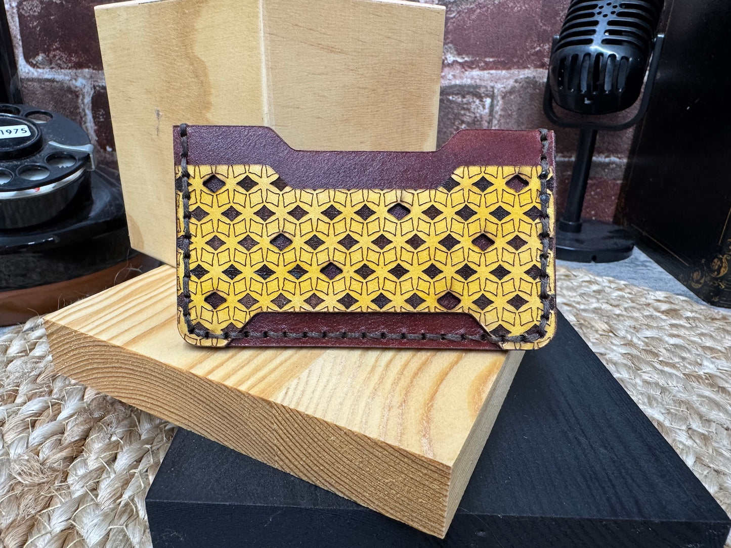 Abstract Pattern Minimalist Leather Wallet