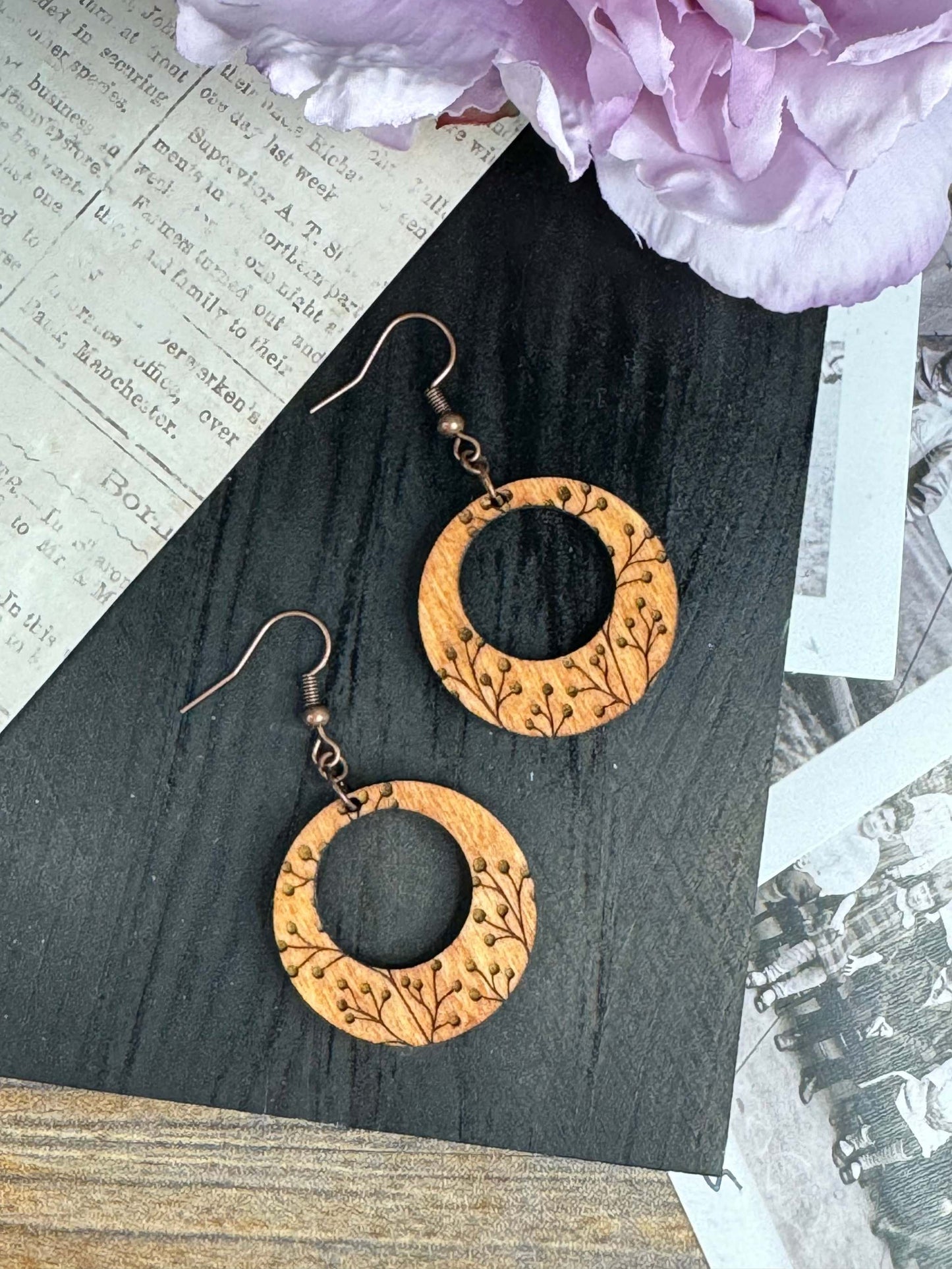 Circle Cut Out Blossom Dangle Earrings