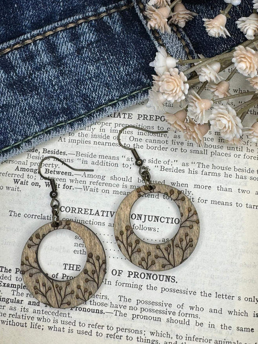 Circle Cut Out Blossom Dangle Earrings