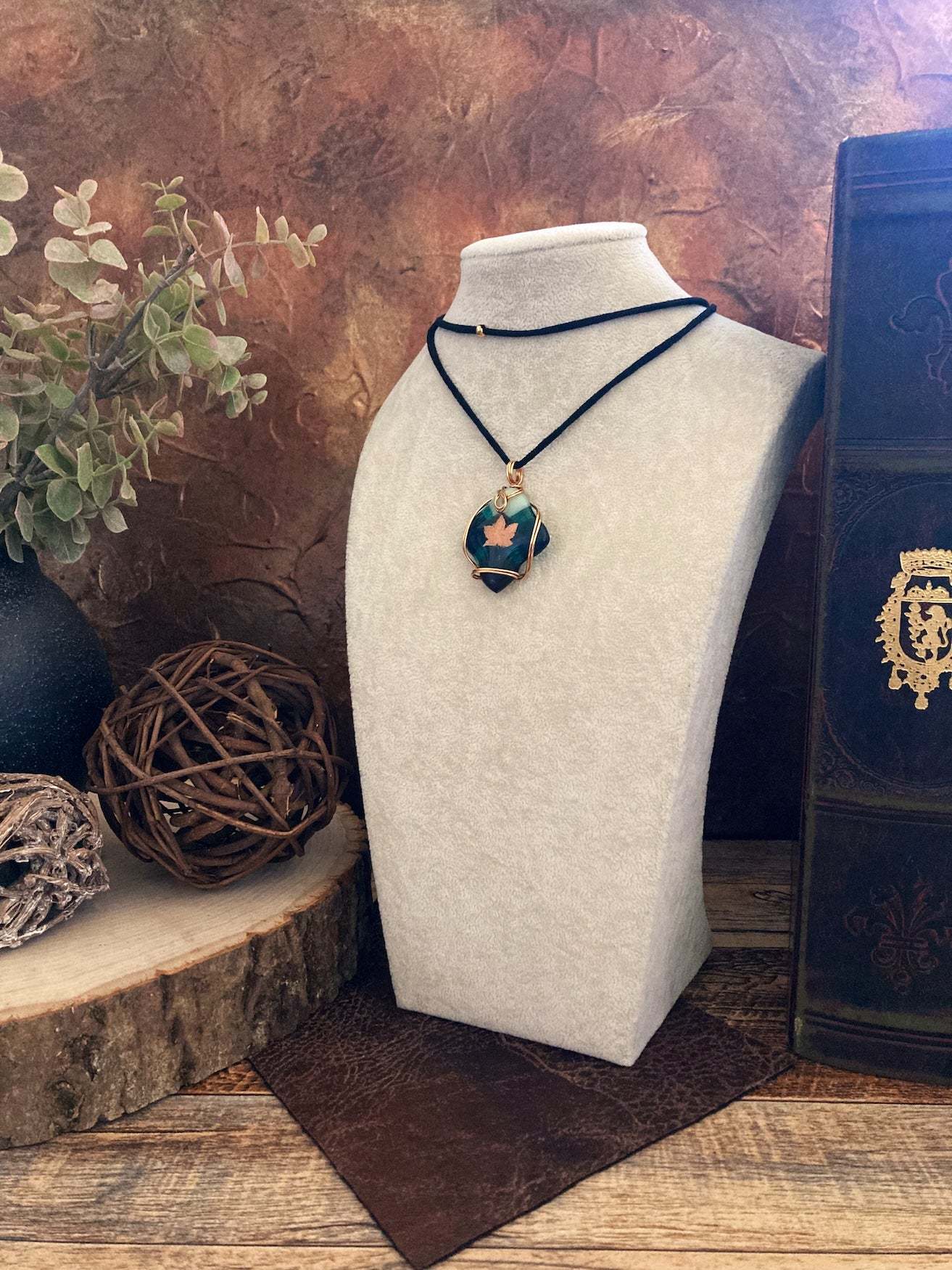 Pendant Necklace