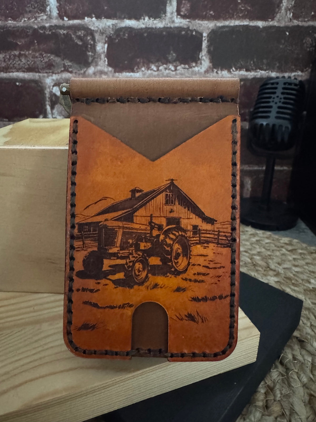 Farm Leather Wallet with Money Clip