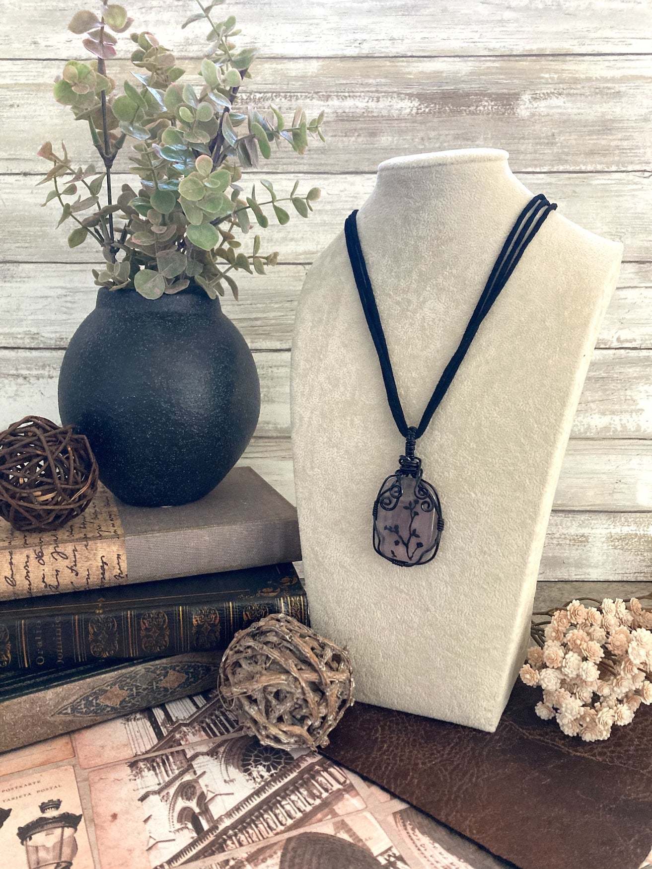 Fiona Black Garden Pendant Necklace