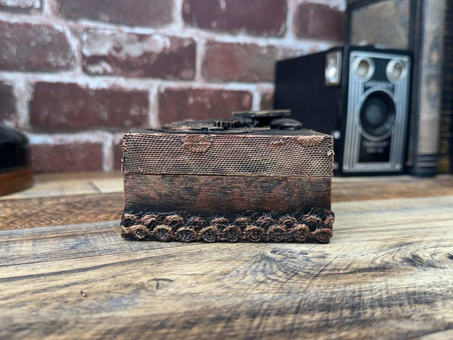 Inspire Antiqued Mini Steampunk Box