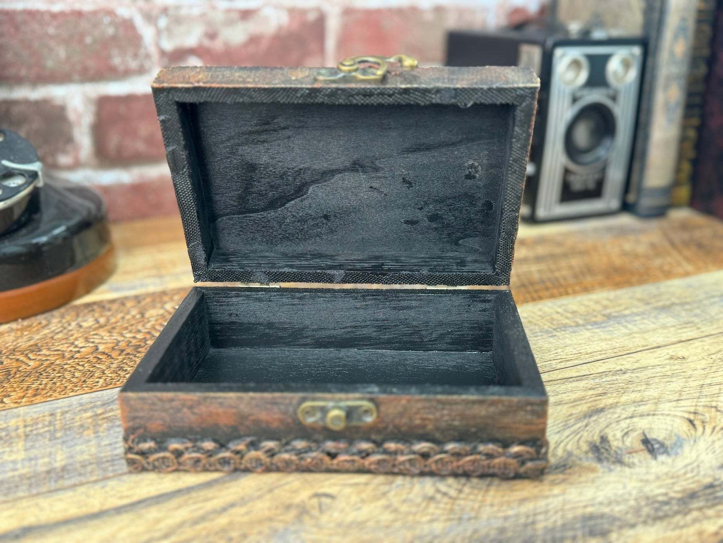 Inspire Antiqued Mini Steampunk Box