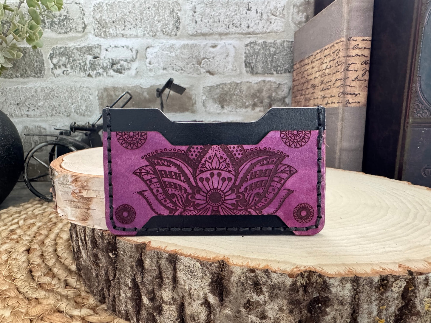 Handcrafted Minimalist Leather Wallet – Indian Floral Design