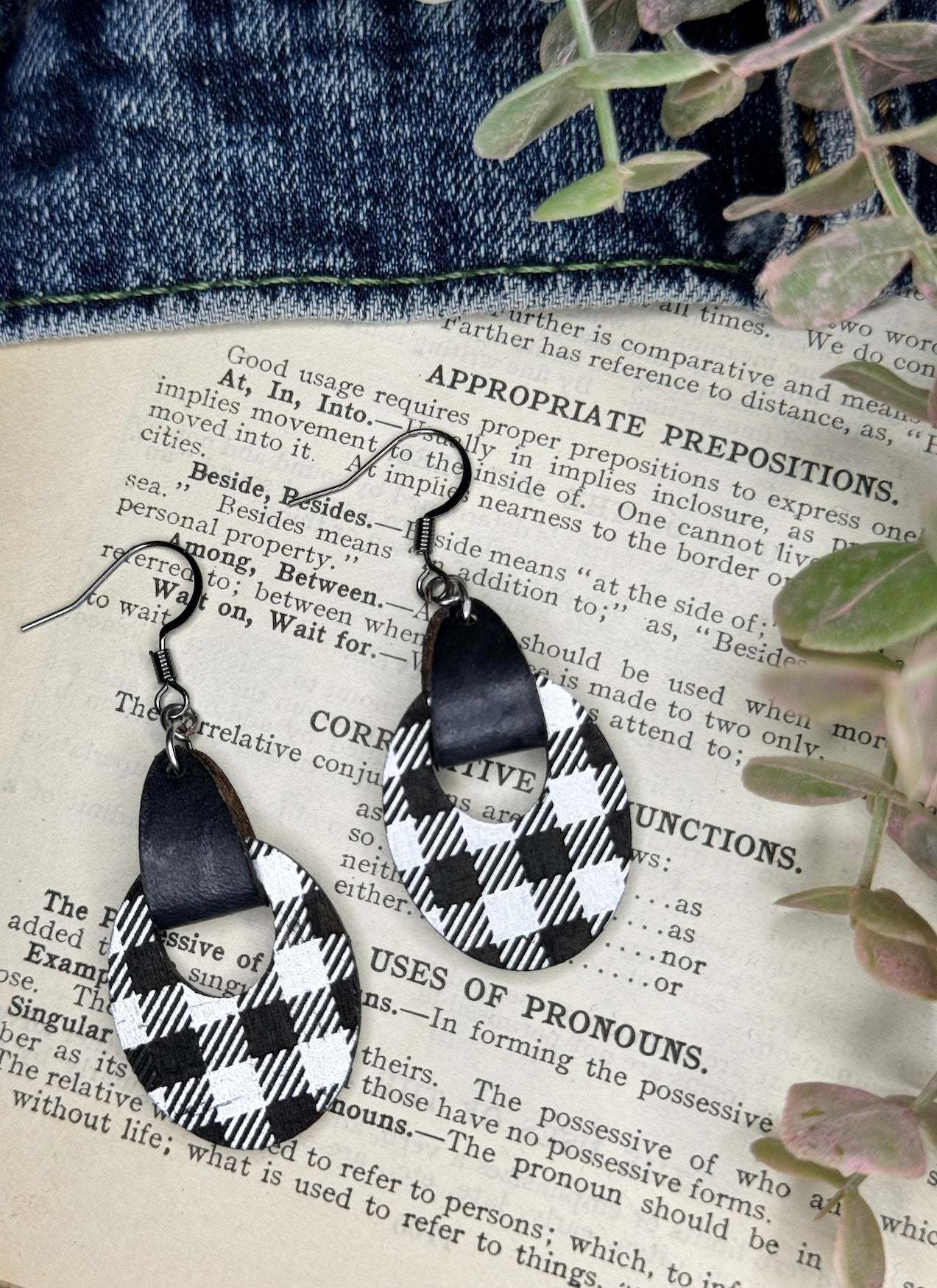 Oval Buffalo Plaid Dangle Earring with Leather