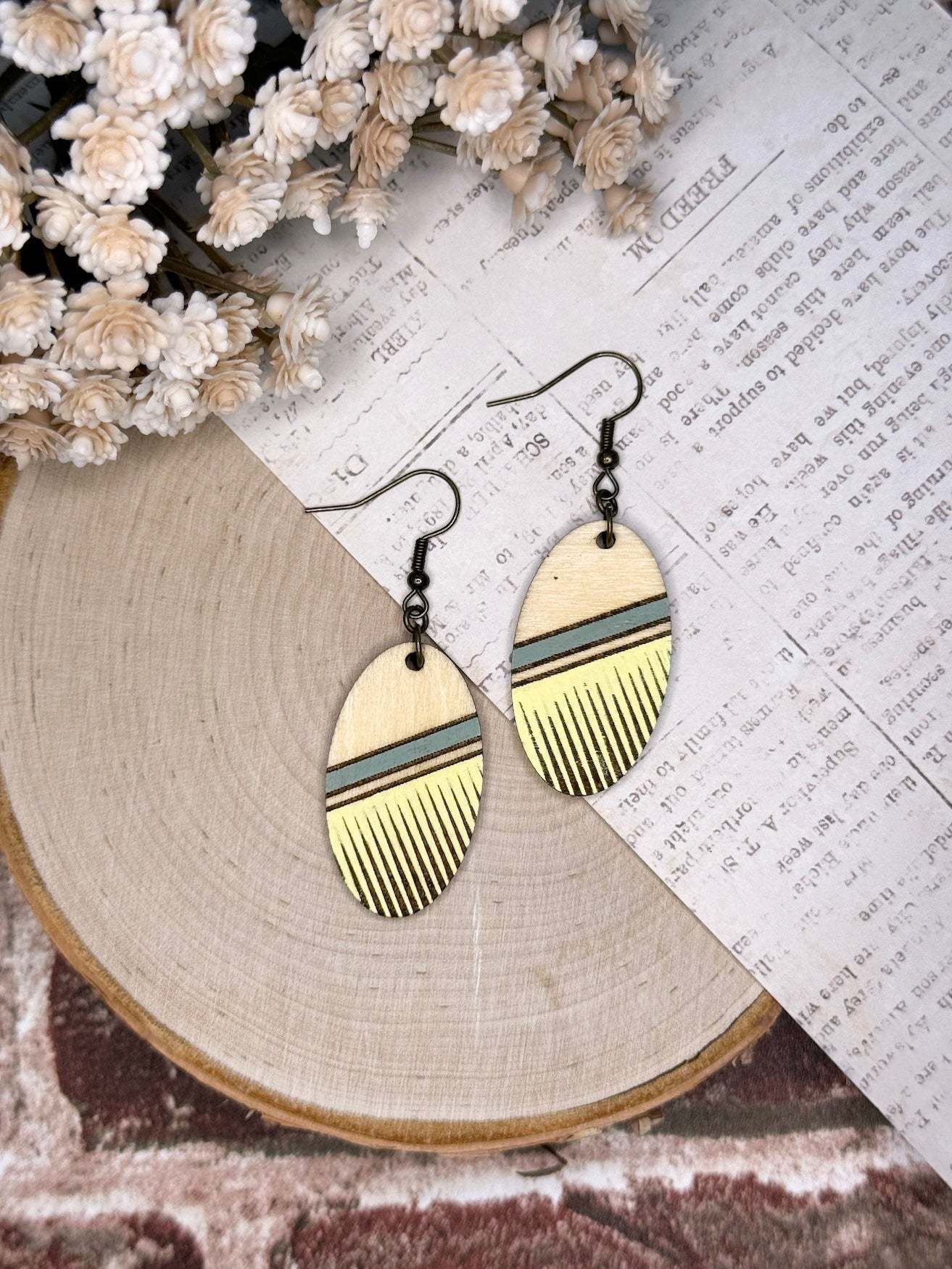 Linear Stripe Oval Earrings